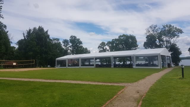 Poilsio ir renginių centras „Alaušo slėnis“