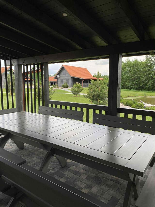 Sodyba ,,Raudoni Stogai"