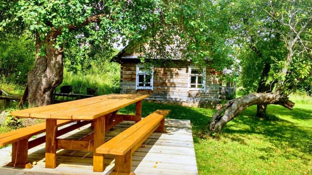 Linos Černiauskienės sodyba