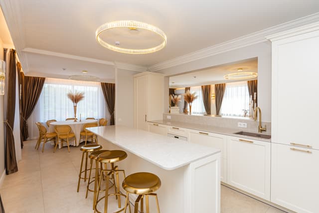 Sodyba-vila  ant Minijos upės kranto